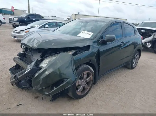 3CZRU5H57HM724134 2017 HONDA HR-V - Image 2