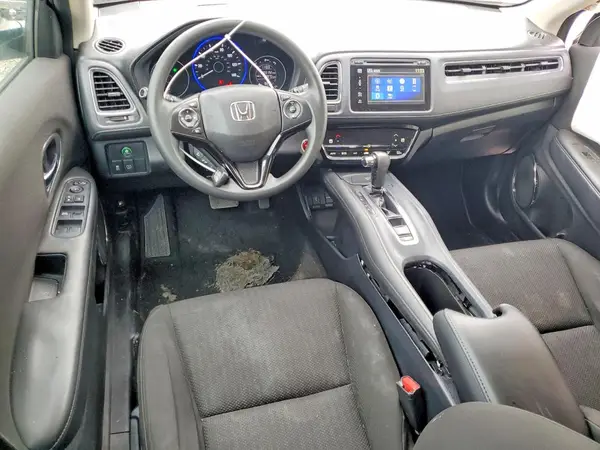 3CZRU5H57HM724778 2017 HONDA HR-V - Image 8