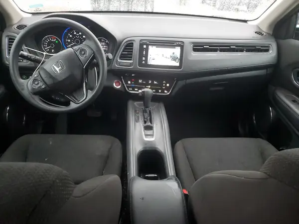 3CZRU5H57JG700663 2018 HONDA HR-V - Image 8