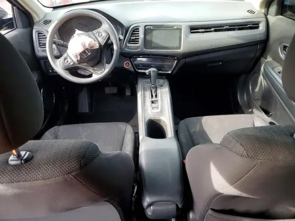 3CZRU5H57JG704146 2018 HONDA HR-V - Image 8