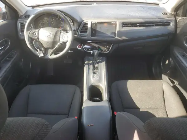 3CZRU5H57JM700082 2018 HONDA HR-V - Image 8