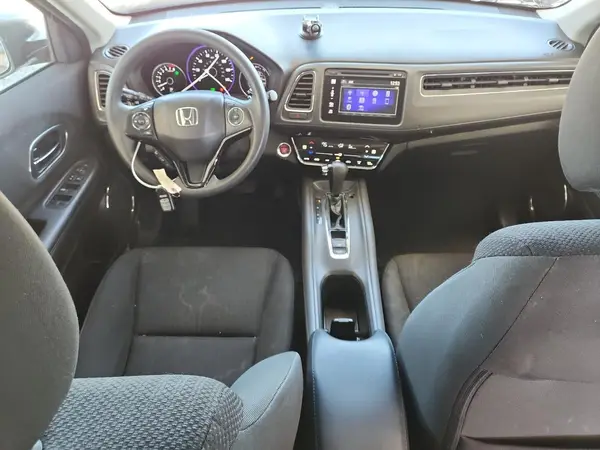 3CZRU5H57JM707498 2018 HONDA HR-V - Image 8