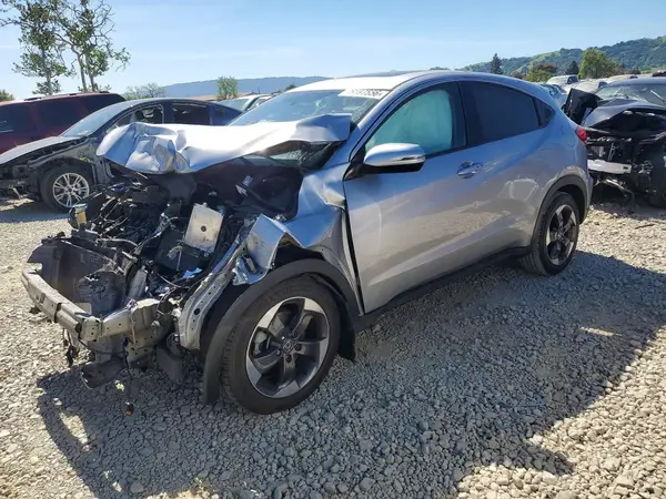 3CZRU5H57JM713298 2018 HONDA HR-V - Image 1