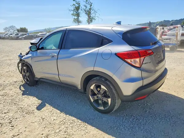 3CZRU5H57JM713298 2018 HONDA HR-V - Image 2