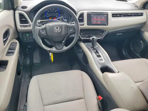 3CZRU5H57JM713835 2018 HONDA HR-V - Image 8