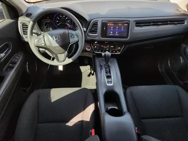3CZRU5H57JM714029 2018 HONDA HR-V - Image 8