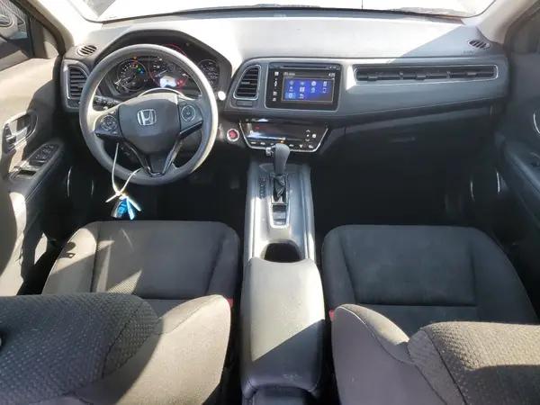 3CZRU5H57JM718811 2018 HONDA HR-V - Image 8