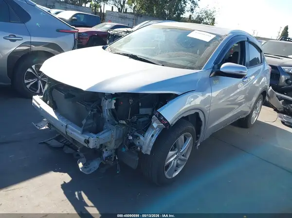 3CZRU5H57KM729972 2019 HONDA HR-V - Image 2