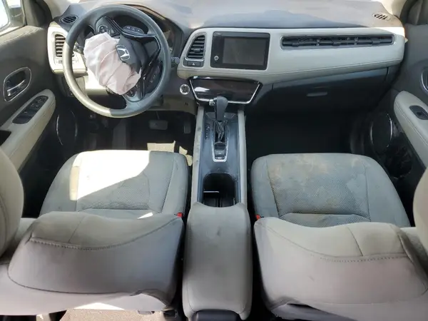 3CZRU5H57LM710968 2020 HONDA HR-V - Image 8