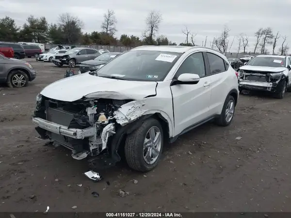 3CZRU5H57LM713935 2020 HONDA HR-V - Image 2