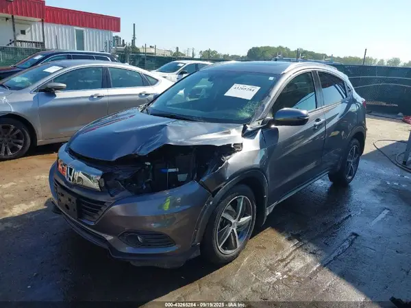 3CZRU5H57MM711667 2021 HONDA HR-V - Image 2