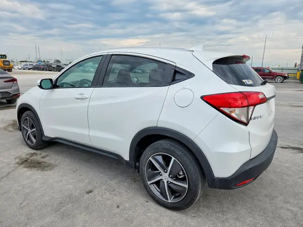 3CZRU5H57MM723138 2021 HONDA HR-V - Image 2
