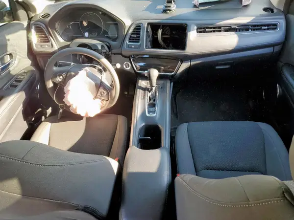 3CZRU5H57NM709127 2022 HONDA HR-V - Image 8