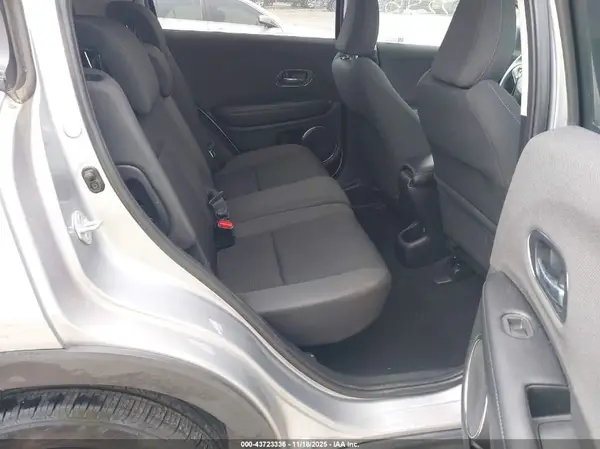 3CZRU5H57NM730219 2022 HONDA HR-V - Image 8