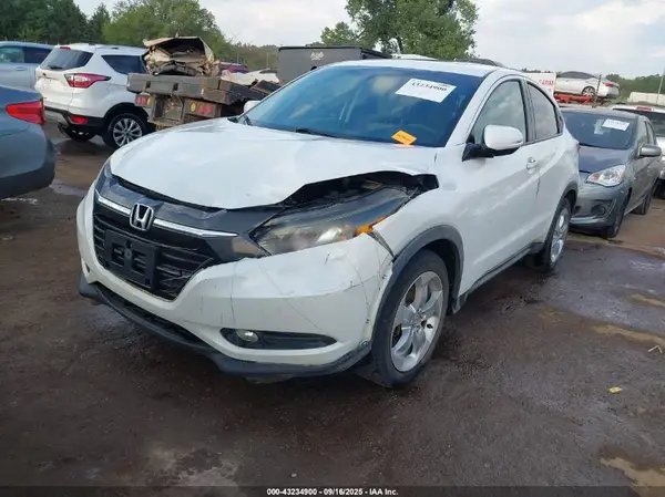 3CZRU5H58GM706627 2016 HONDA HR-V - Image 2