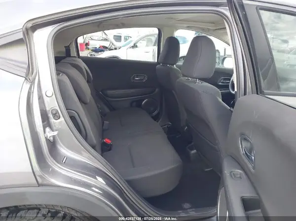 3CZRU5H58GM709866 2016 HONDA HR-V - Image 8