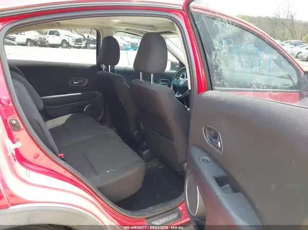 3CZRU5H58GM713920 2016 HONDA HR-V - Image 8