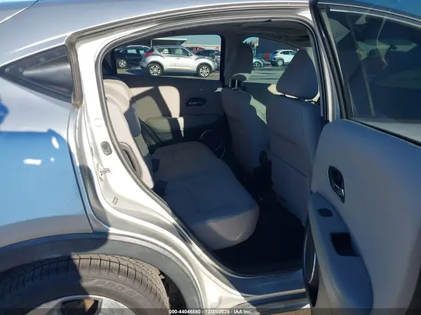3CZRU5H58GM714856 2016 HONDA HR-V - Image 8