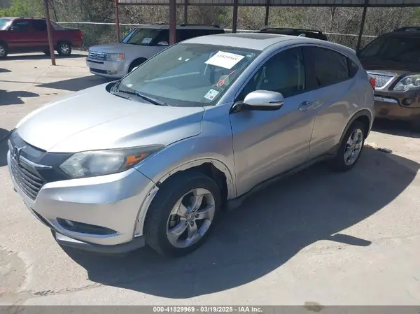3CZRU5H58GM715991 2016 HONDA HR-V - Image 2