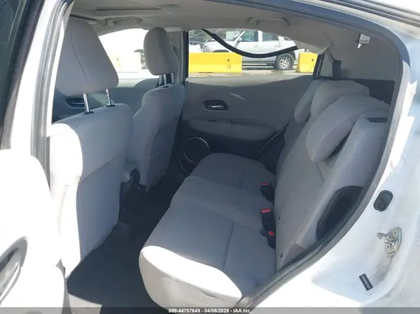 3CZRU5H58GM720236 2016 HONDA HR-V - Image 8