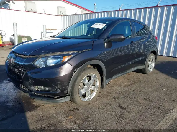 3CZRU5H58GM725811 2016 HONDA HR-V - Image 2