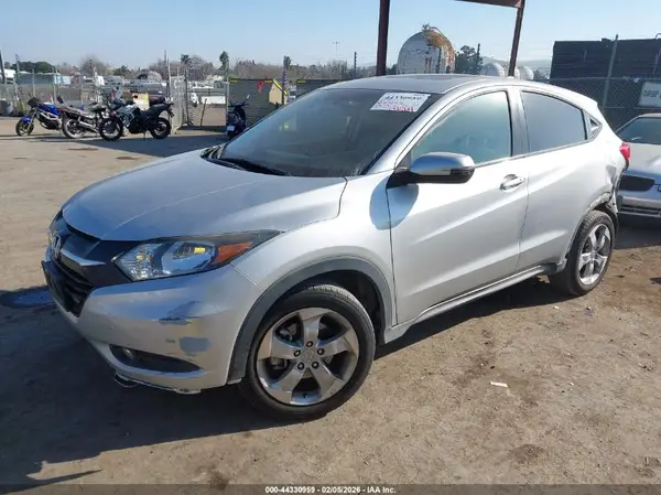 3CZRU5H58GM729891 2016 HONDA HR-V - Image 2