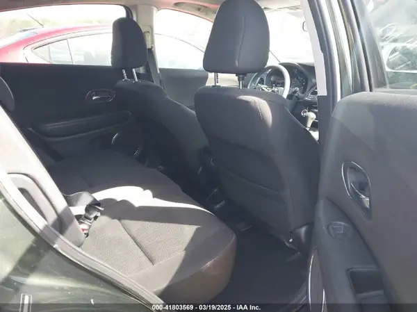 3CZRU5H58GM738221 2016 HONDA HR-V - Image 8