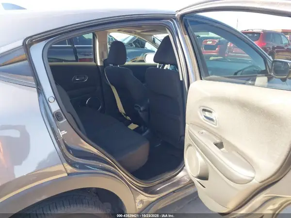 3CZRU5H58GM745539 2016 HONDA HR-V - Image 8
