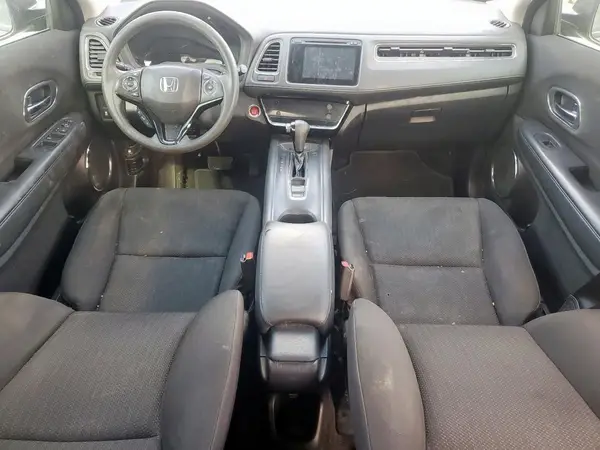 3CZRU5H58HG701556 2017 HONDA HR-V - Image 8