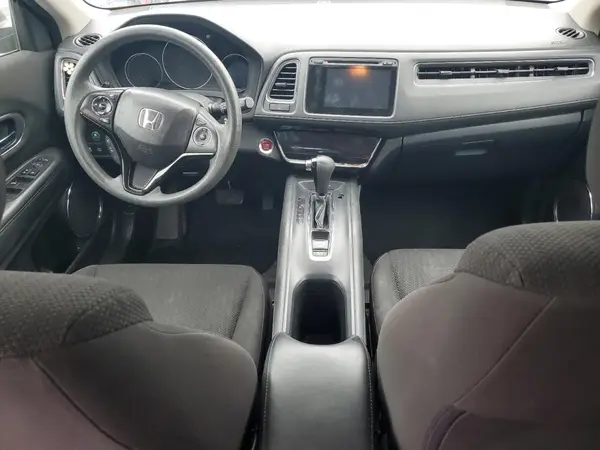 3CZRU5H58HG707891 2017 HONDA HR-V - Image 8