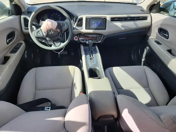 3CZRU5H58HG709513 2017 HONDA HR-V - Image 8