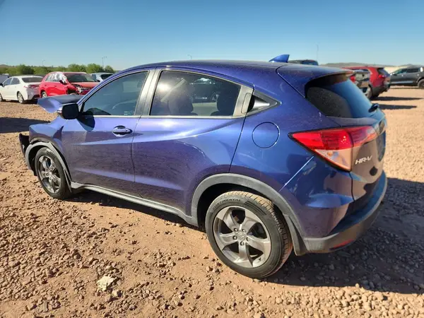 3CZRU5H58HM701378 2017 HONDA HR-V - Image 2