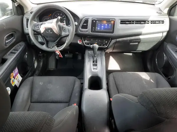 3CZRU5H58HM702014 2017 HONDA HR-V - Image 8