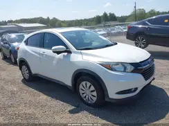 3CZRU5H58HM708038 2017 HONDA HR-V