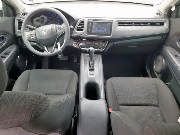 3CZRU5H58HM710825 2017 HONDA HR-V - Image 8