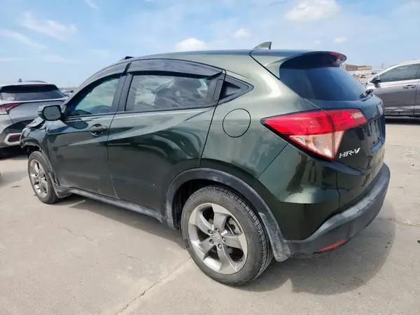 3CZRU5H58HM714423 2017 HONDA HR-V - Image 2