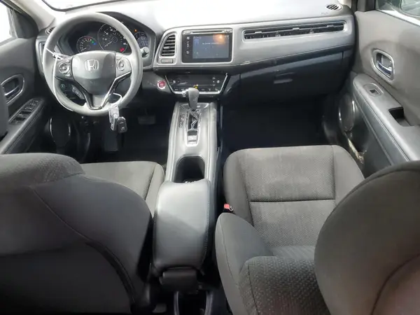 3CZRU5H58HM722134 2017 HONDA HR-V - Image 8