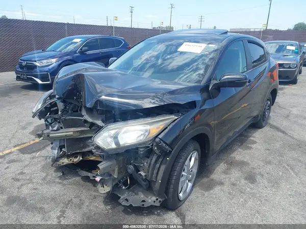 3CZRU5H58HM722733 2017 HONDA HR-V - Image 2