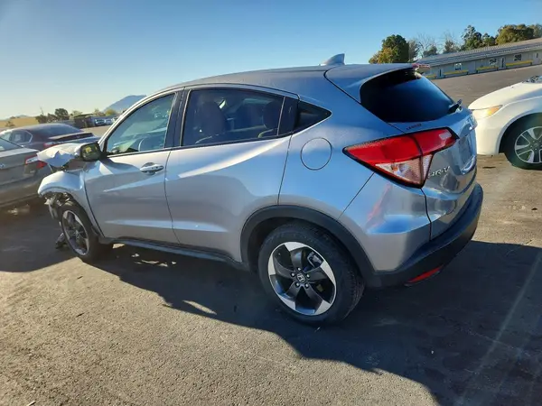 3CZRU5H58JG700560 2018 HONDA HR-V - Image 2