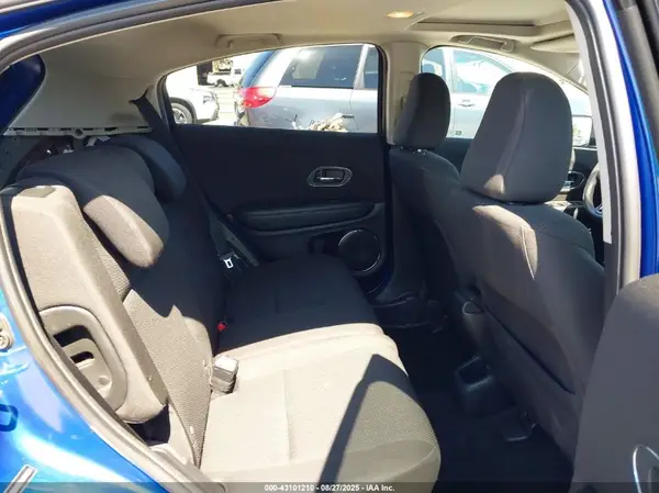 3CZRU5H58JM700009 2018 HONDA HR-V - Image 8