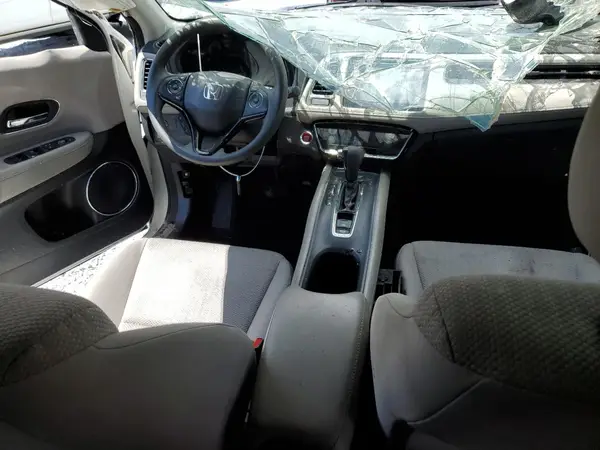 3CZRU5H58JM711897 2018 HONDA HR-V - Image 8
