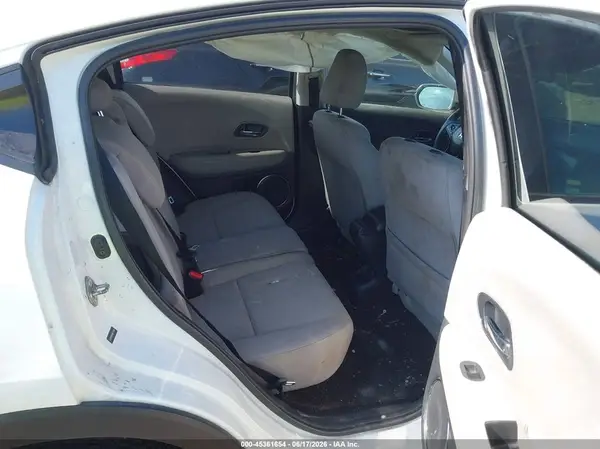 3CZRU5H58JM711902 2018 HONDA HR-V - Image 8