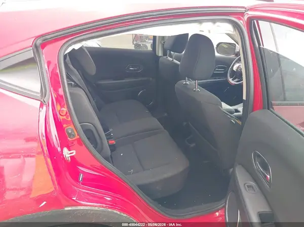 3CZRU5H58JM716212 2018 HONDA HR-V - Image 8