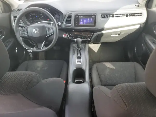 3CZRU5H58JM718686 2018 HONDA HR-V - Image 8