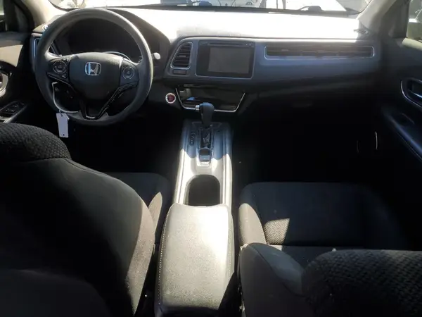 3CZRU5H58JM723242 2018 HONDA HR-V - Image 8