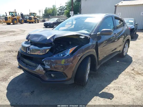 3CZRU5H58KM707995 2019 HONDA HR-V - Image 2