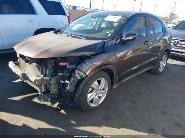 3CZRU5H58KM709391 2019 HONDA HR-V - Image 2