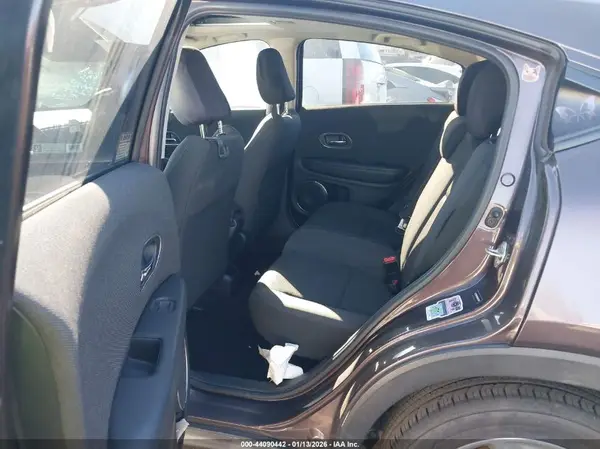 3CZRU5H58KM709391 2019 HONDA HR-V - Image 8