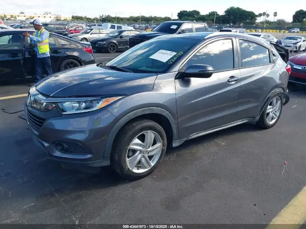 3CZRU5H58KM716180 2019 HONDA HR-V - Image 2