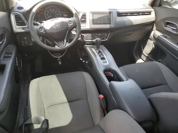 3CZRU5H58KM717328 2019 HONDA HR-V - Image 8